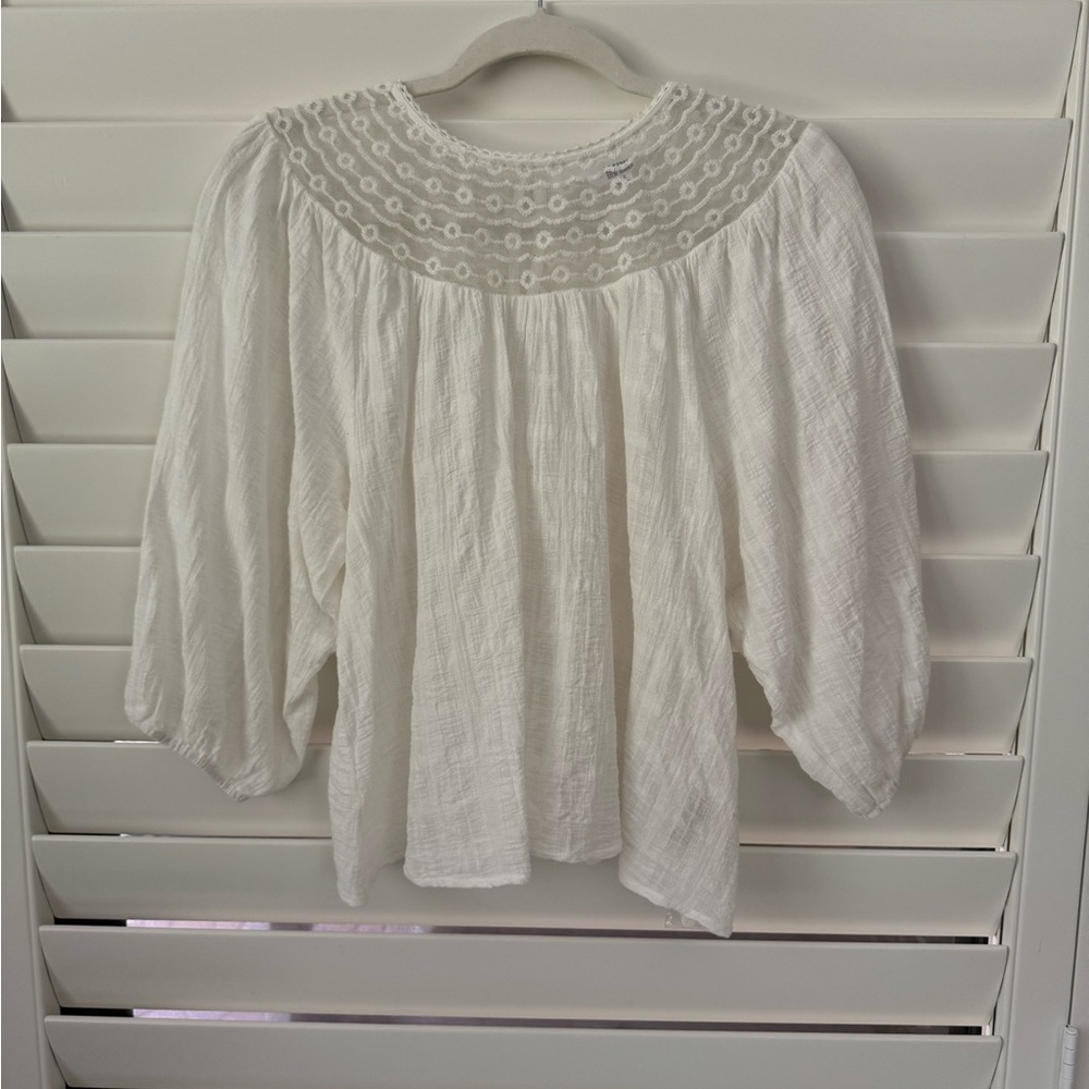 BB Dakota 3/4 sleeve gauzy top with embroidered neckline